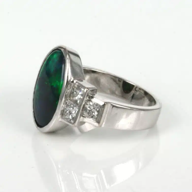 lightning-ridge-opal-es67-3