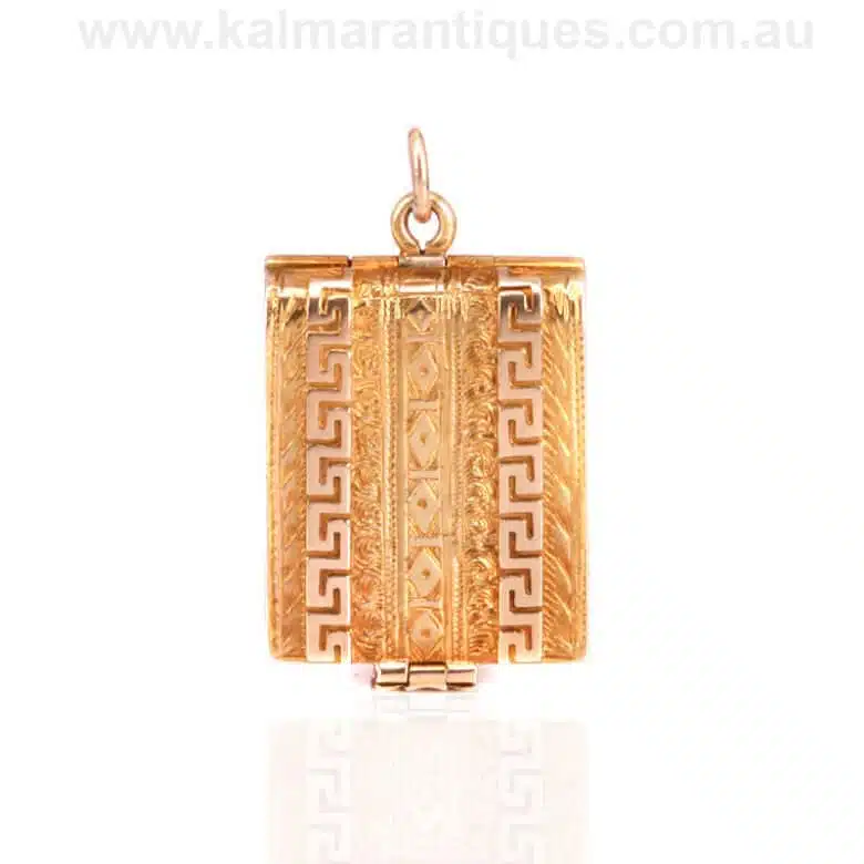 locket-ES8841-1