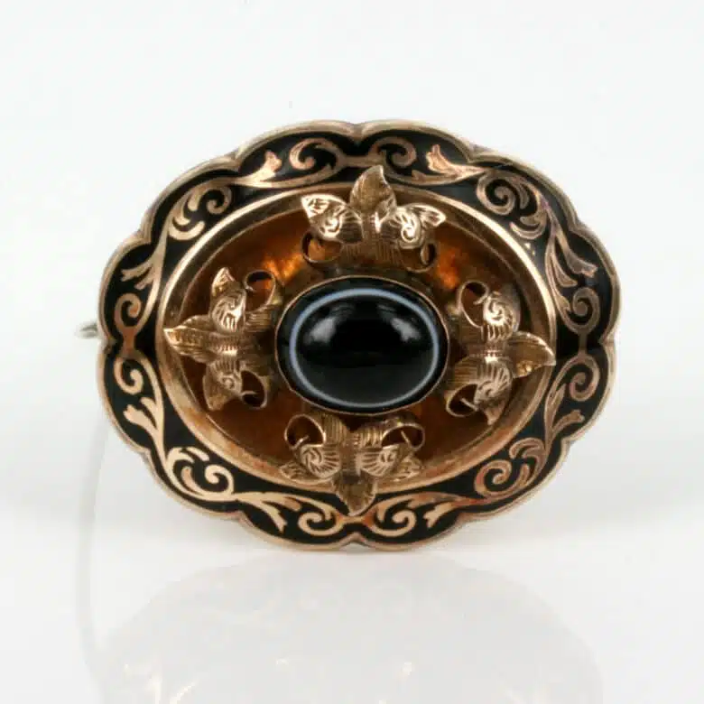 mourning-brooch-p274-3.jpg