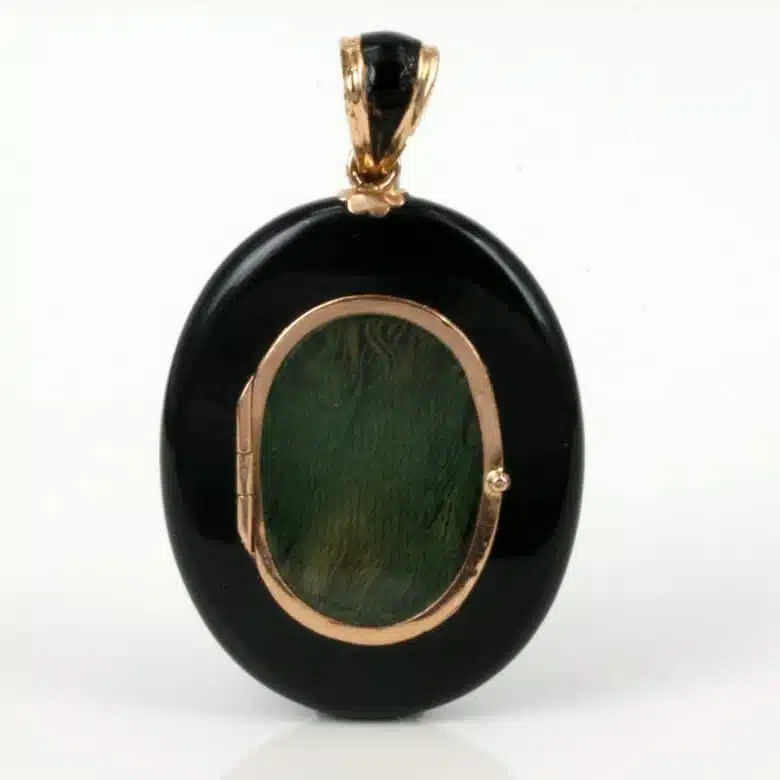 mourning-locket-n268-2.jpg
