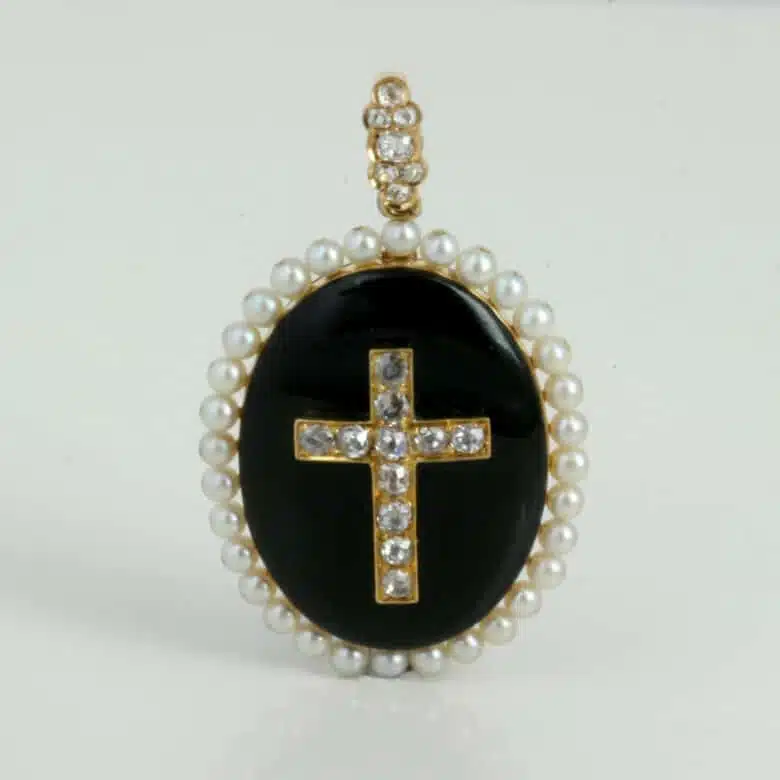 mourning-pendant-7648-1.jpg