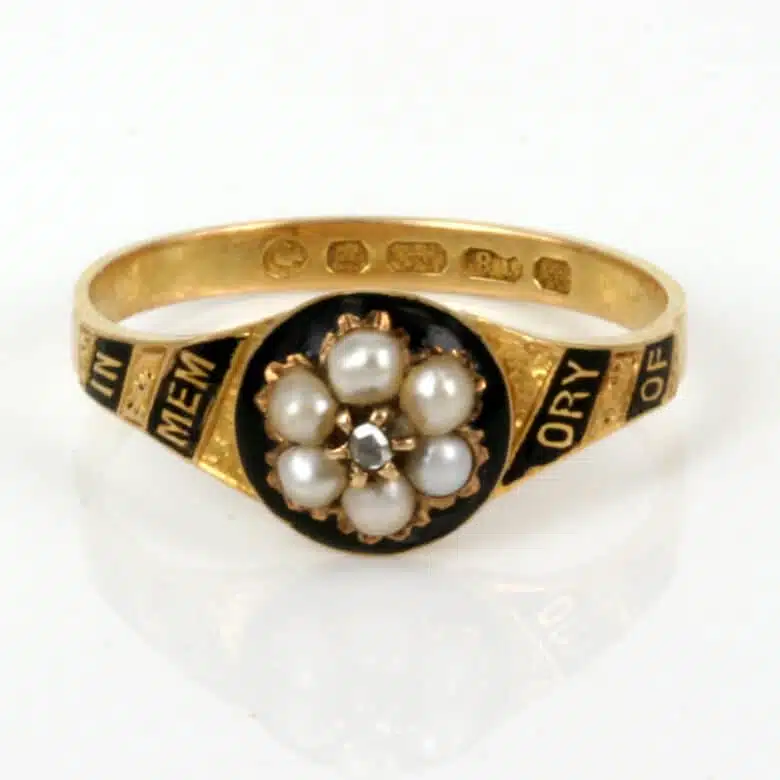 mourning-ring-232-2.jpg