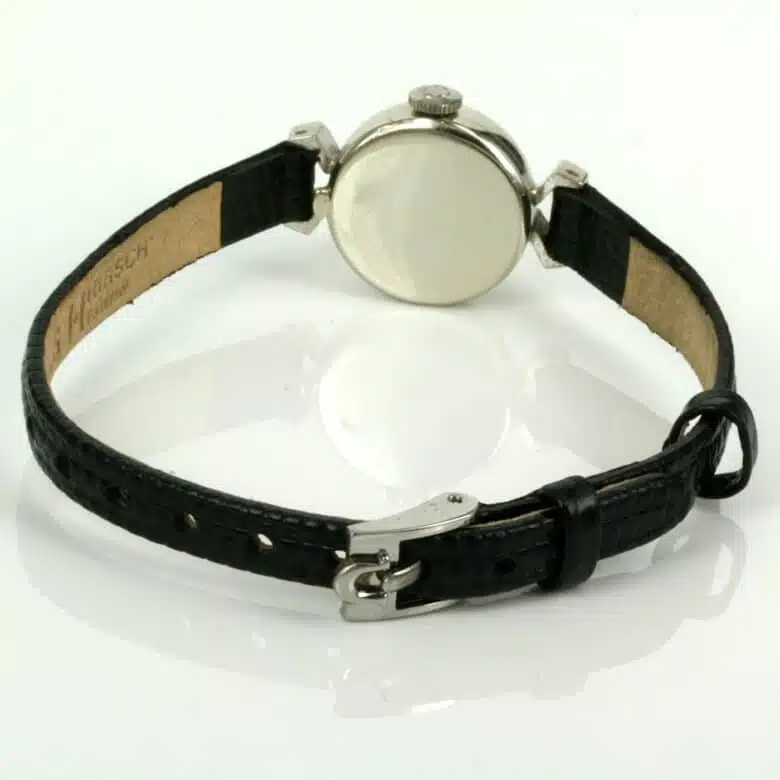 omega-sapphette-w2-3