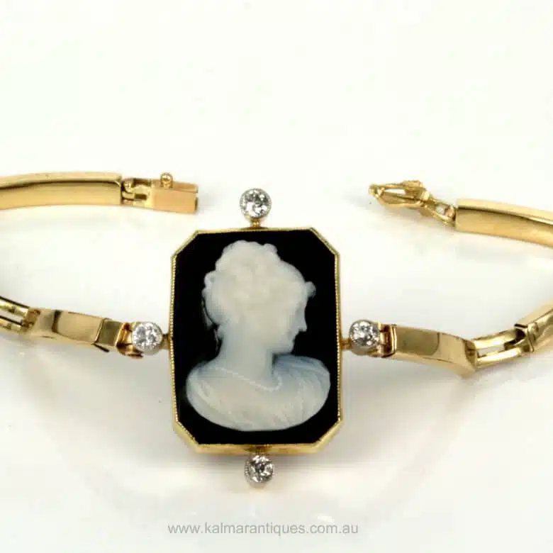 onyx-cameo-bracelet-p265-01