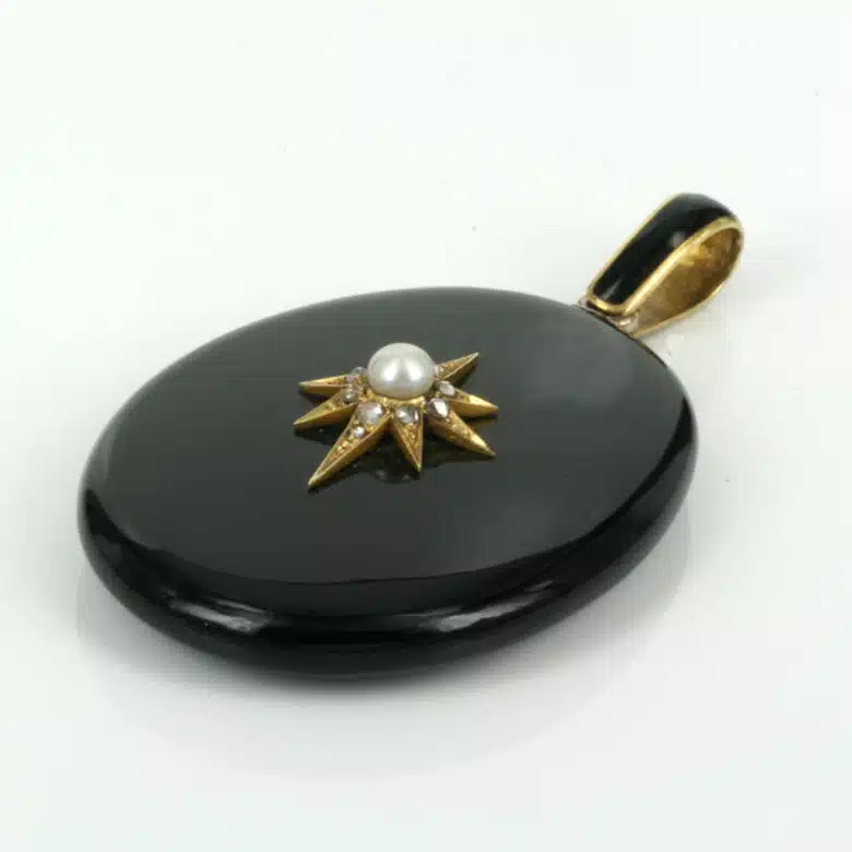 onyx-locket-es3431-3