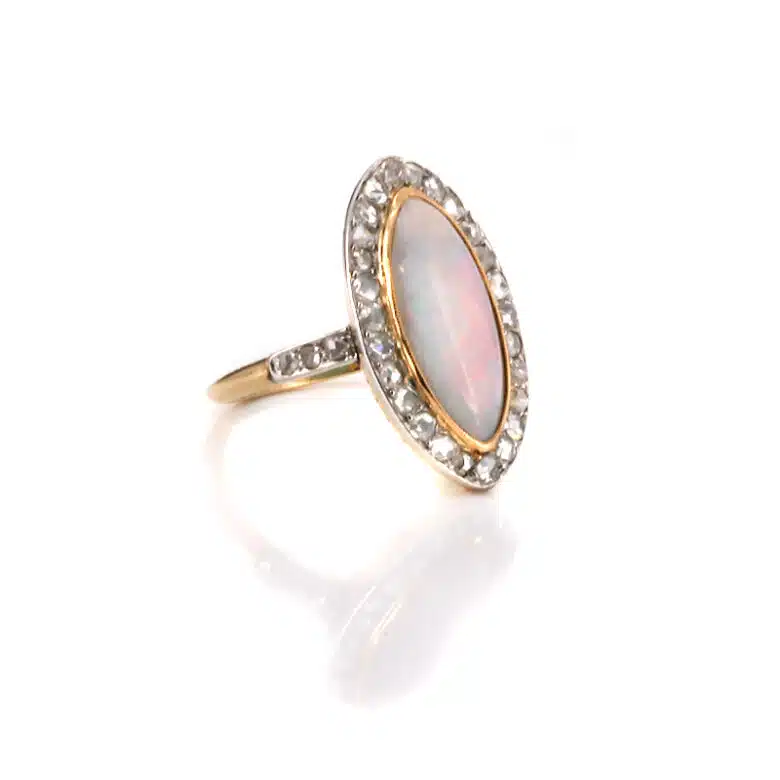 opal-and-diamond-ring-es3882-02