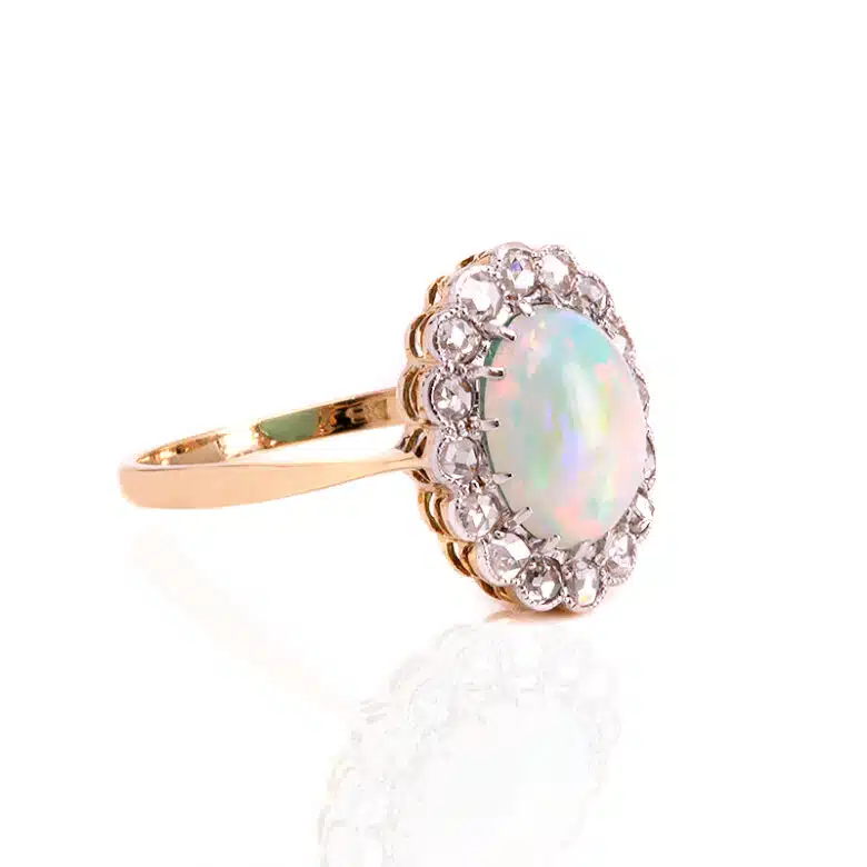 opal-diamond-ring-ES8801-01