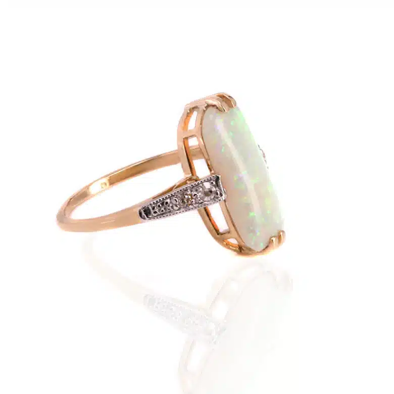 opal-ring-ES8305-1