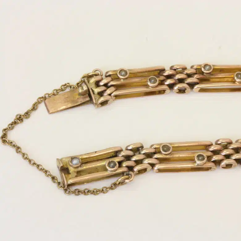 pearl-gate-bracelet-2.jpg