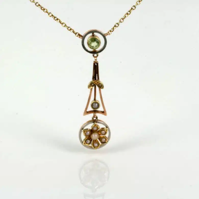peridot-pendant-es2021-1.jpg