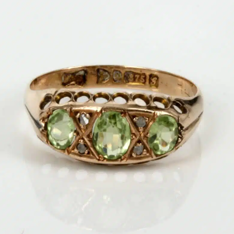 peridot-ring-es1943-2.jpg