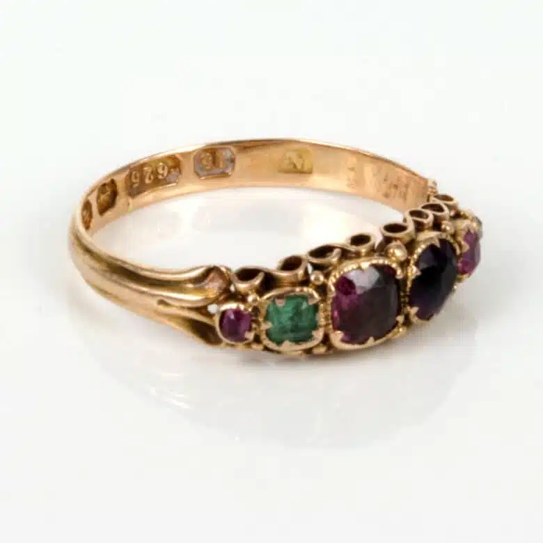 regard-ring-es2129-1.jpg