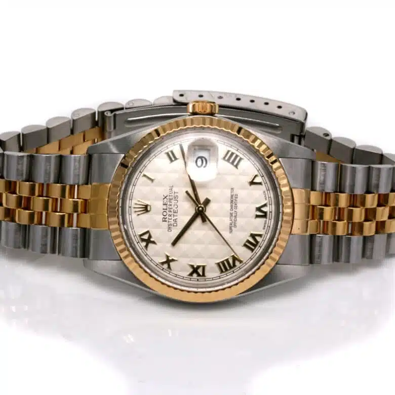 rolex-pyramid-16013-w706-3