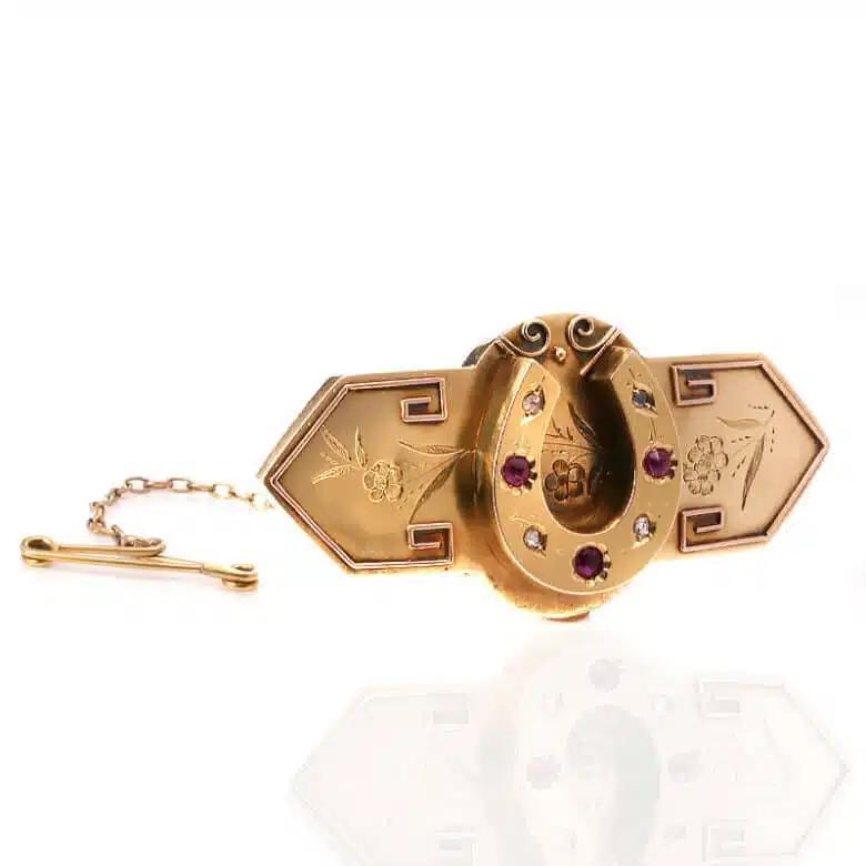 ruby-brooch-ES8481-1