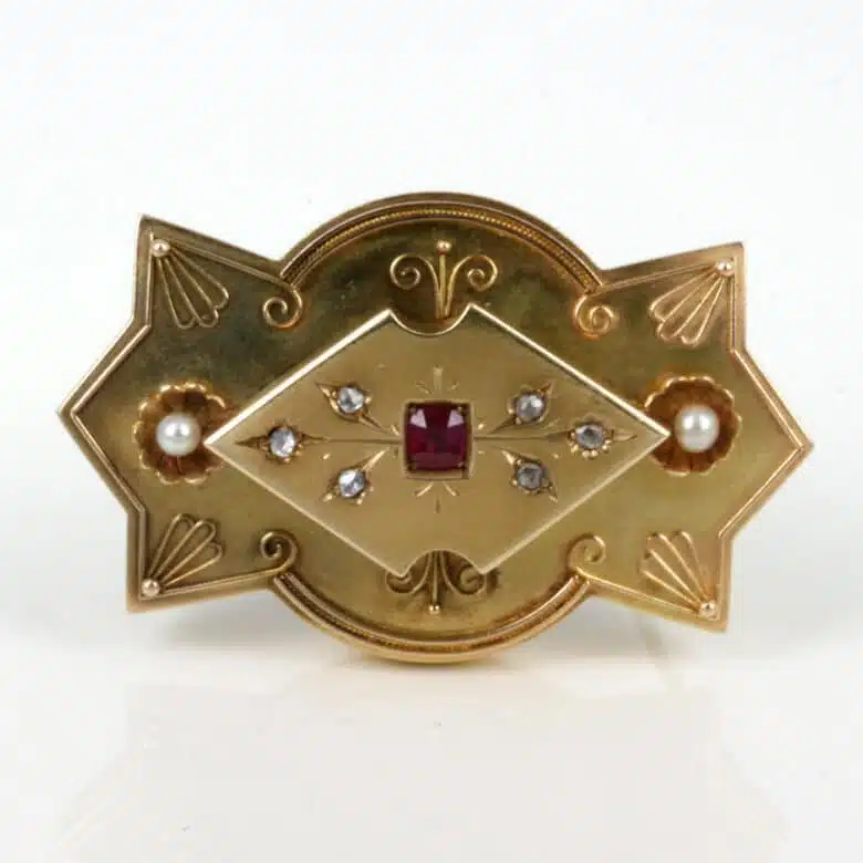 ruby-brooch-es1186-1.jpg
