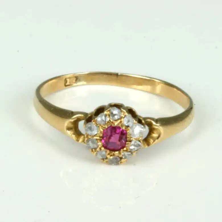 ruby-cluster-ring-es6797-1.jpg