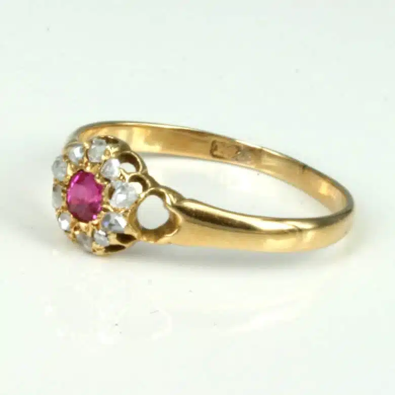 ruby-cluster-ring-es6797-2.jpg