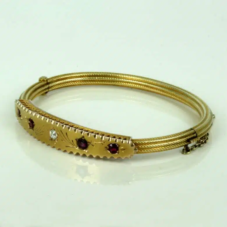ruby-diamond-bangle-325-3.jpg