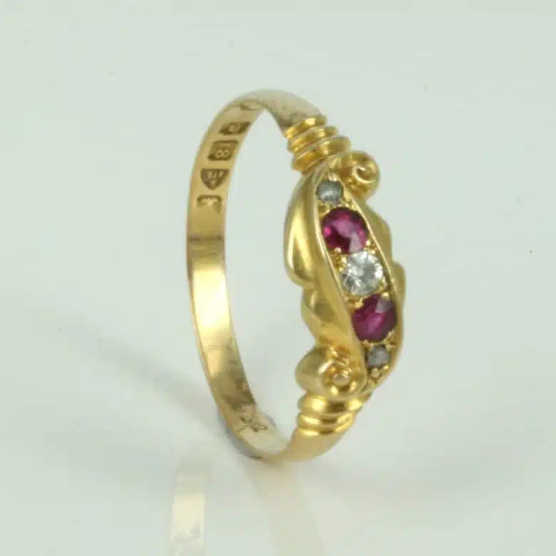 ruby-diamond-ring-7630-2.jpg