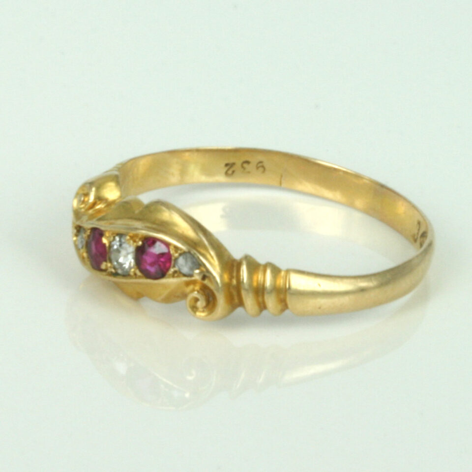 ruby-diamond-ring-7630-3.jpg