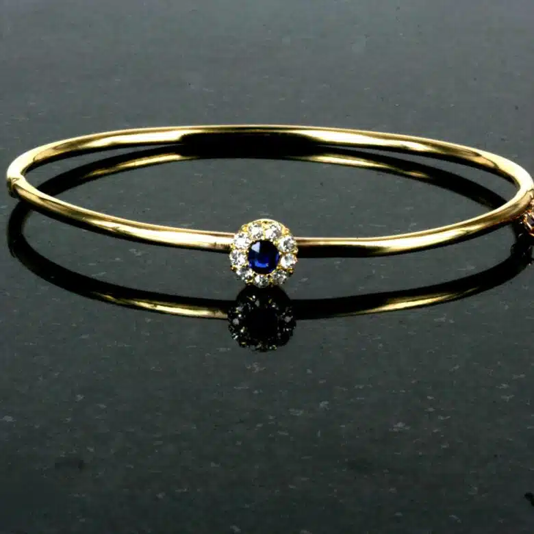 sapphire-bangle-7631-2.jpg