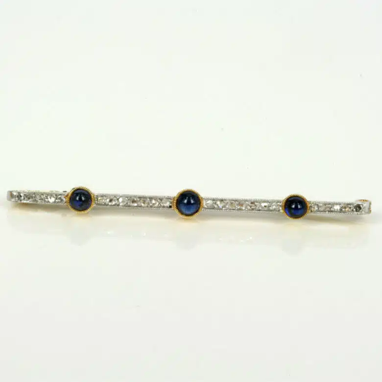 sapphire-brooch-n410-1.jpg