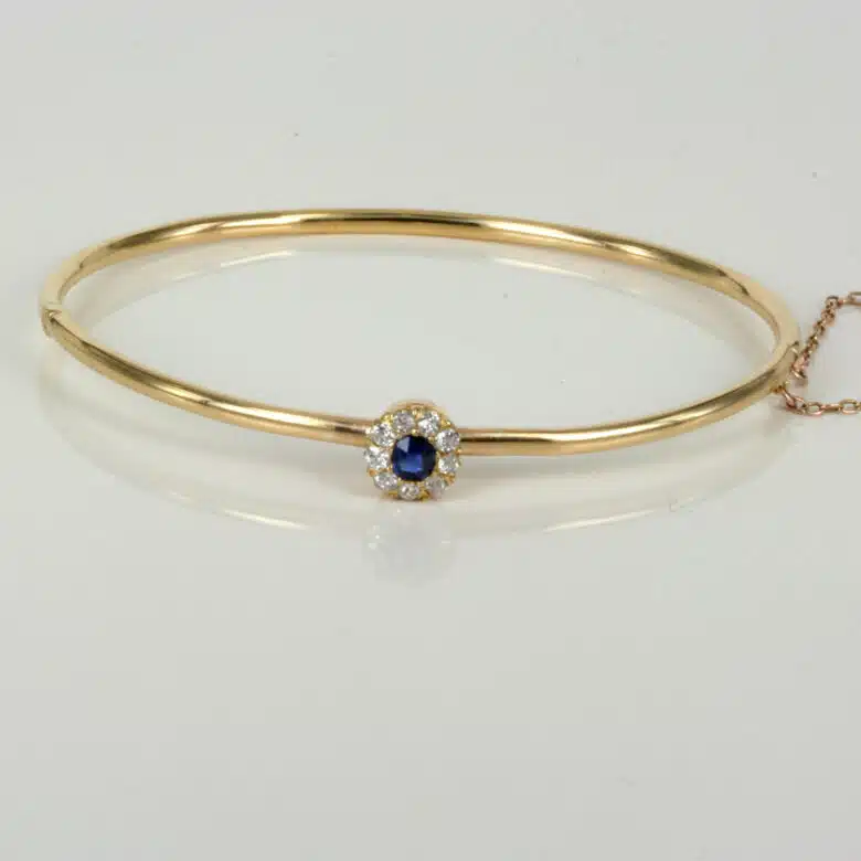 sapphire-diamond-bangle-763.jpg