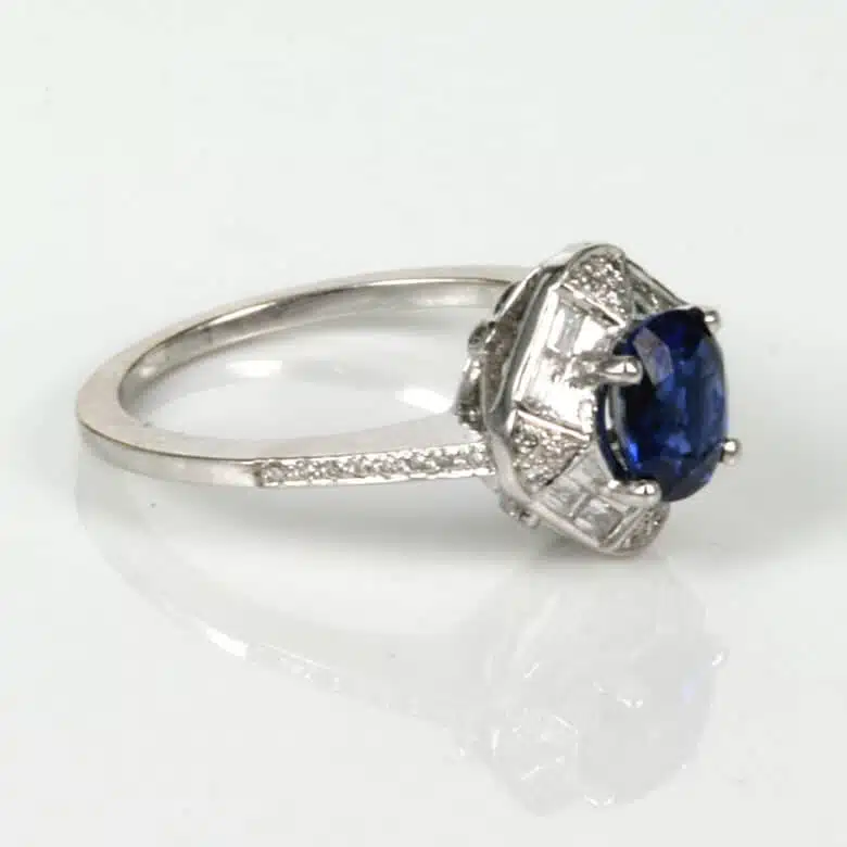 sapphire-diamond-ring-3767.jpg