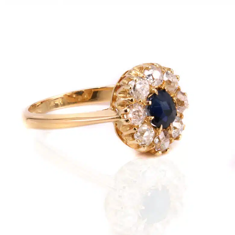 sapphire-diamond-ring-ES7922--1