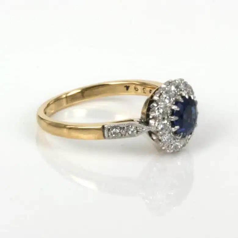 sapphire-diamond-ring-es348.jpg
