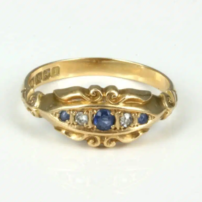 sapphire-diamond-ring-es747.jpg