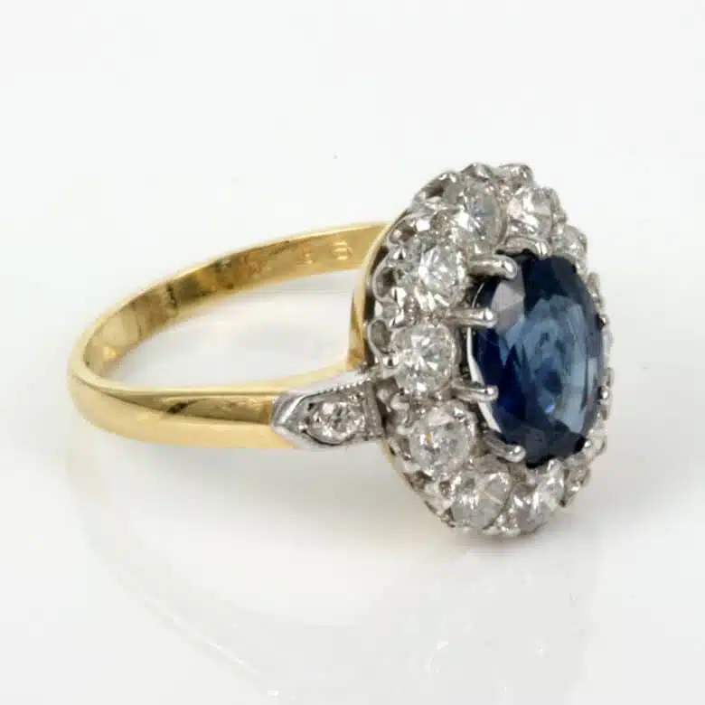 sapphire-engagement-es2370.jpg