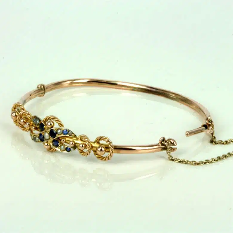 sapphire-pearl-bangle-1050-2.jpg