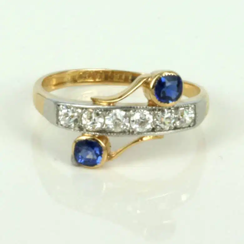 sapphire-ring-1484-1.jpg