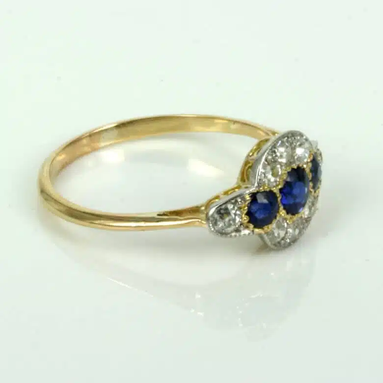 sapphire-ring-es2911-1.jpg