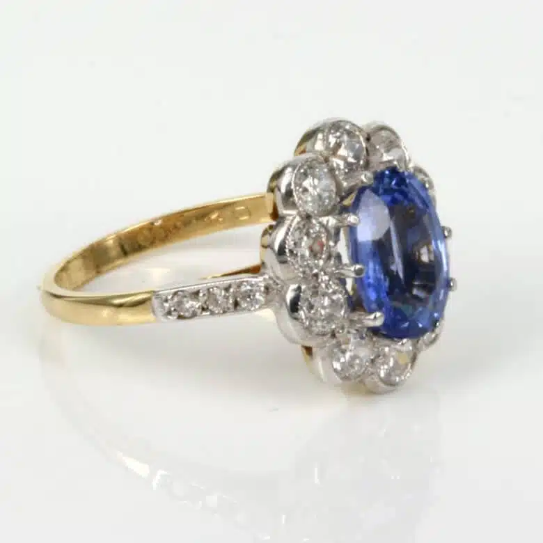 sapphire-ring-es3076-1.jpg