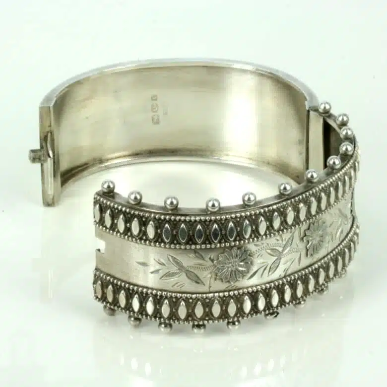 silver-bangle-7477-2.jpg