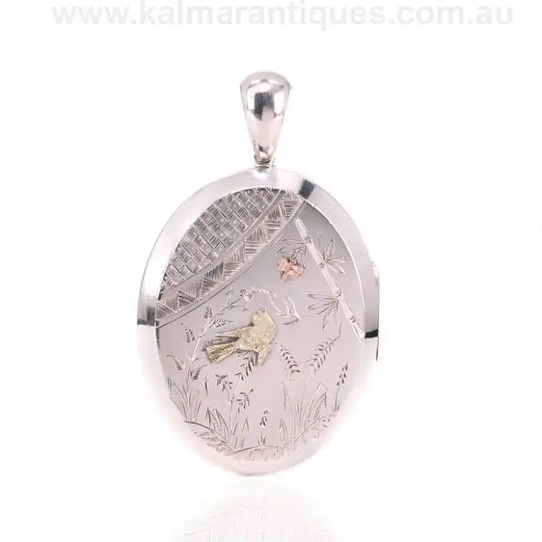 silver-bird-locket-ES8266-1