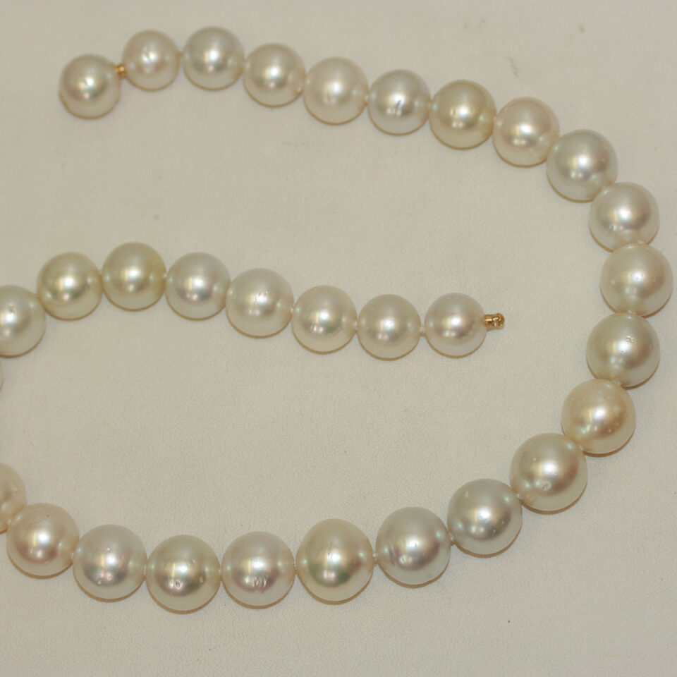 south-sea-pearl-necklace-2.jpg
