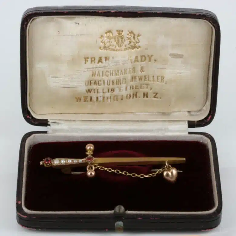 sword-brooch-es2144-1.jpg
