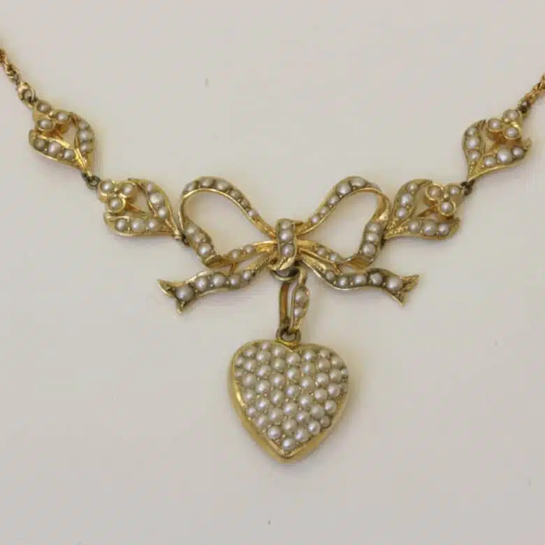 victorian-pearl-necklace-2.jpg