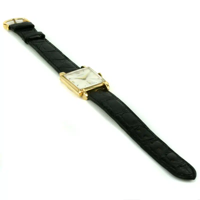 vintage-cartier-watch-w318-1