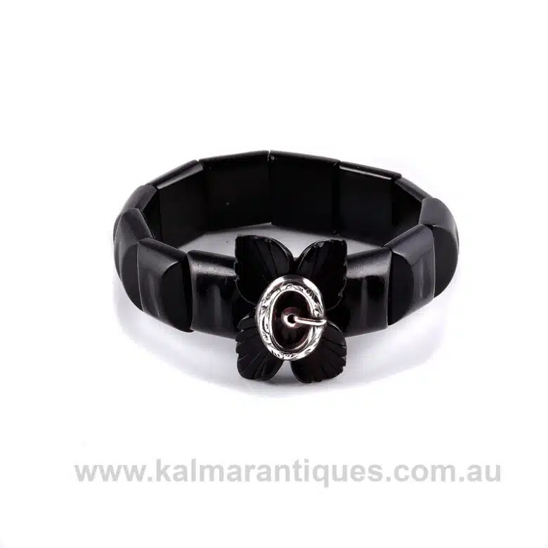 whitby-jet-bracelet-es1005-2