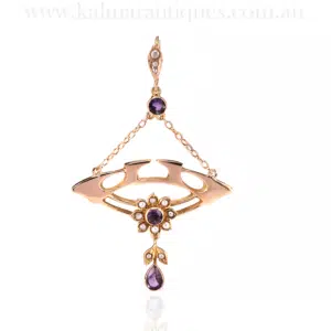amethyst and pearl pendant