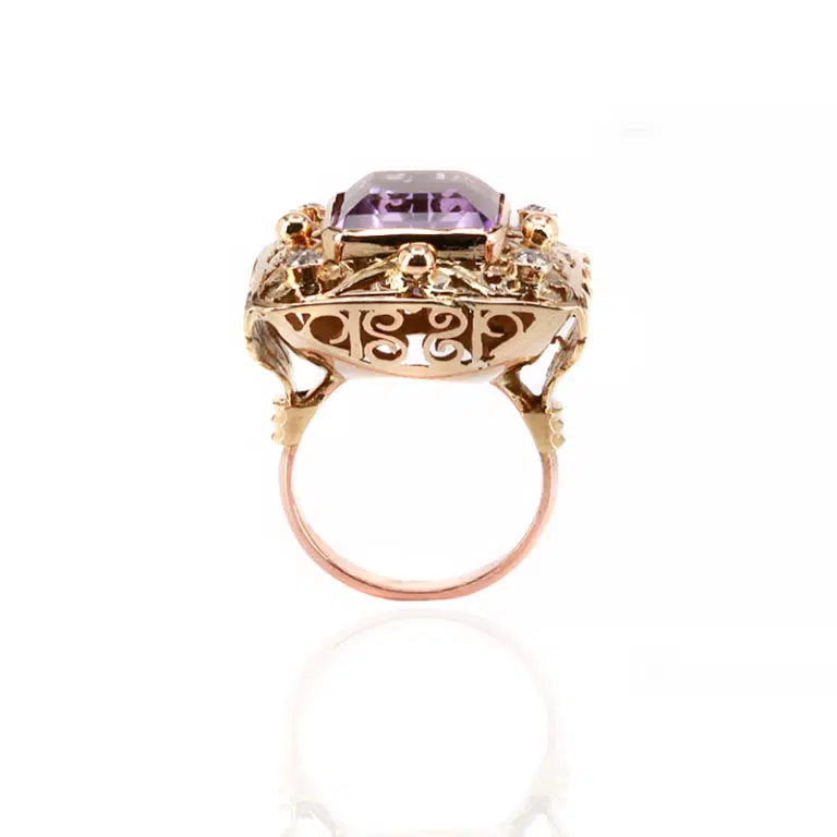 amethyst and diamond ring