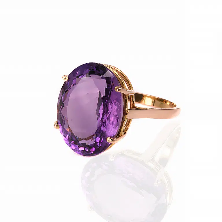 Claw set vintage amethyst ring