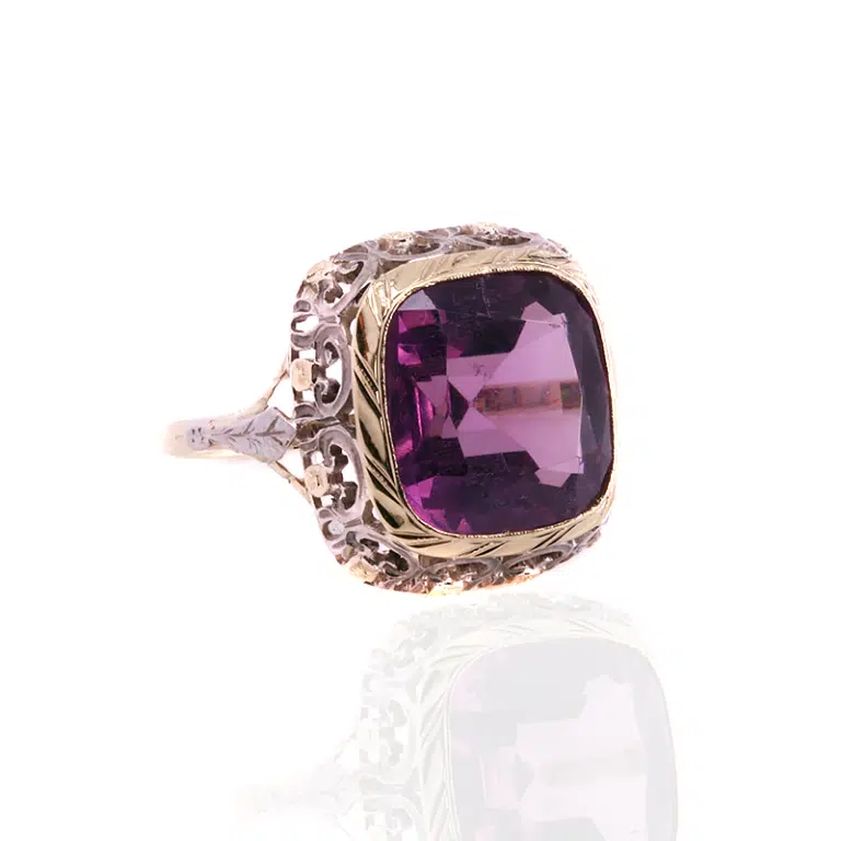 Breathtaking amethyst ring