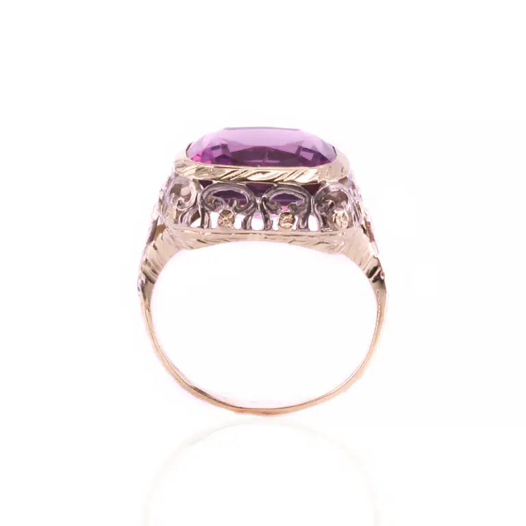 Breathtaking amethyst ring