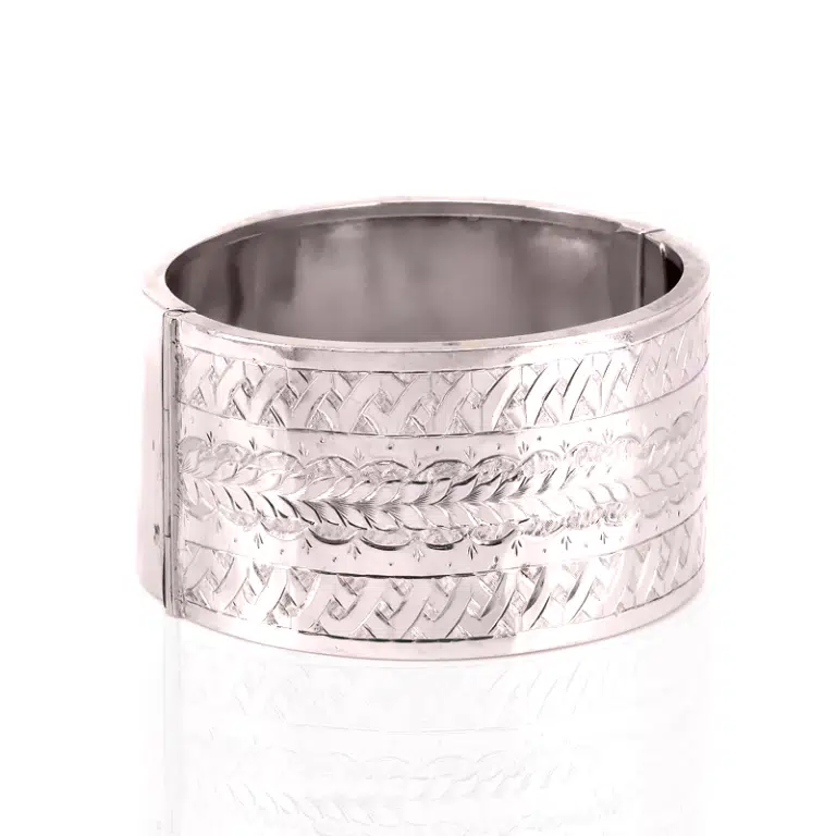Beautiful hand engraved antique bangle