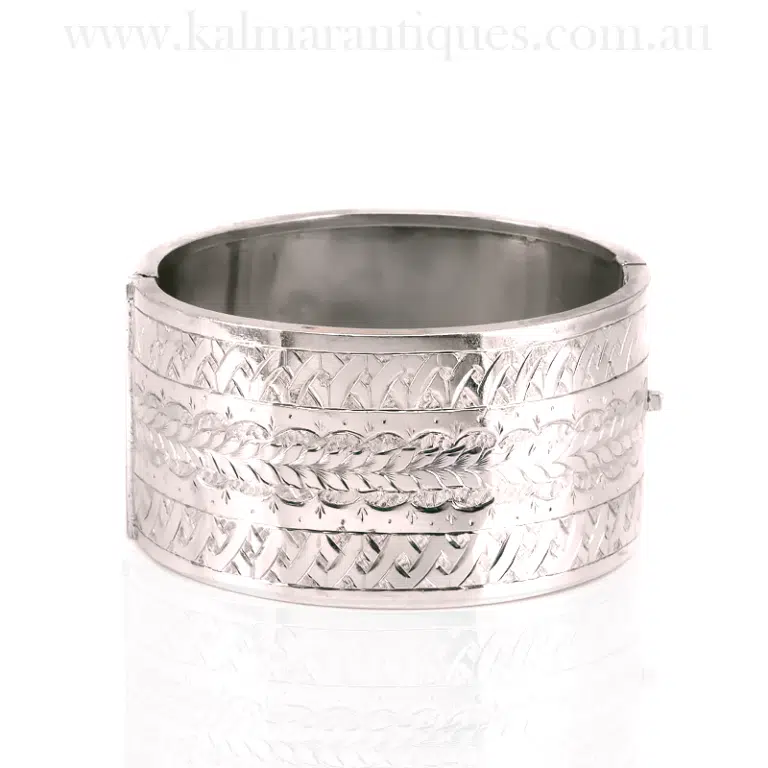 Beautiful hand engraved antique bangle